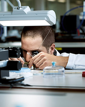 查尔斯·彼得艾伯特-苏州卡地亚售后服务中心